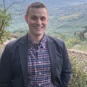 Meet your Posher, Brady